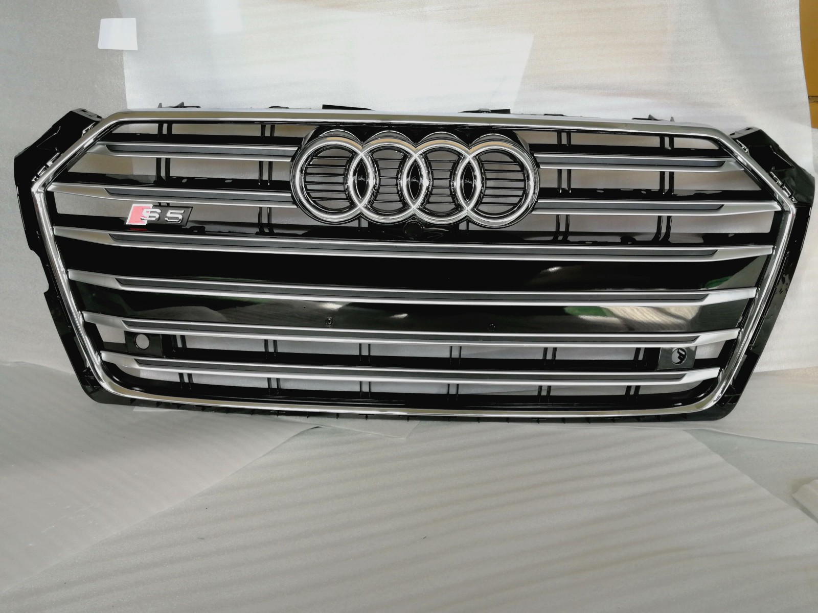 S style front bumper grille for Audi A5 2015-2017 16S5
