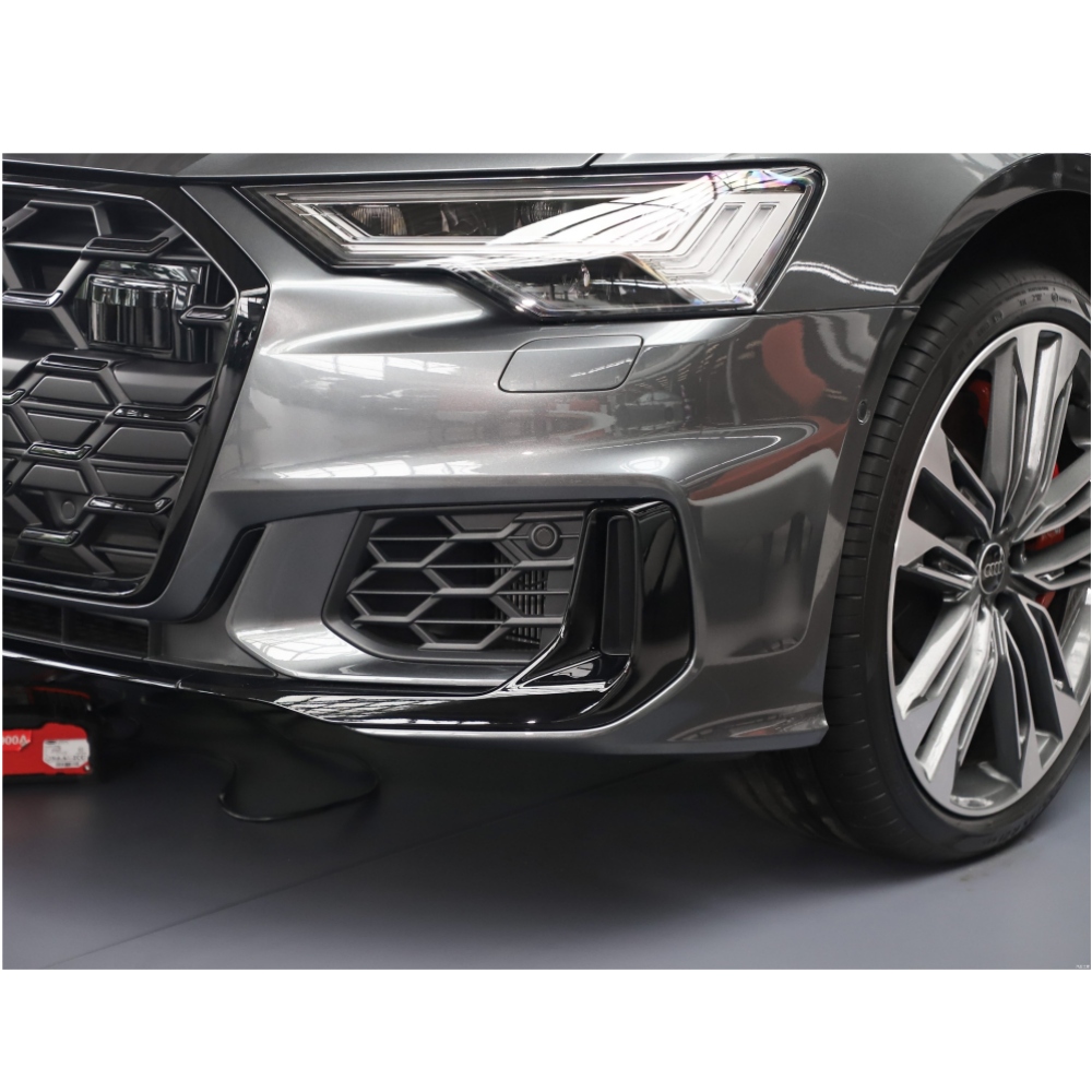 24S6 FOG ON CAR.jpg